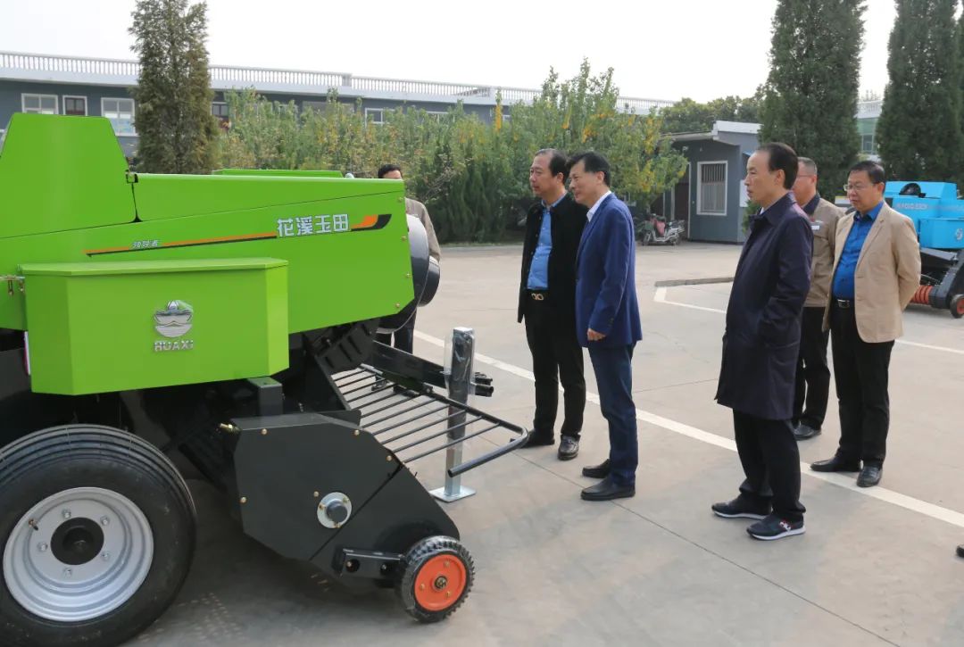 省農業(yè)機械技術中心主任、黨委書記凌中南一行蒞臨花溪科技調研